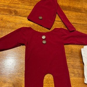 Newborn photo outfit